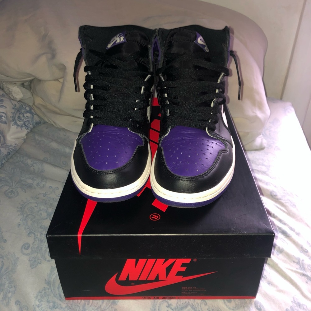 Air Jordan 1 (Court Purples)